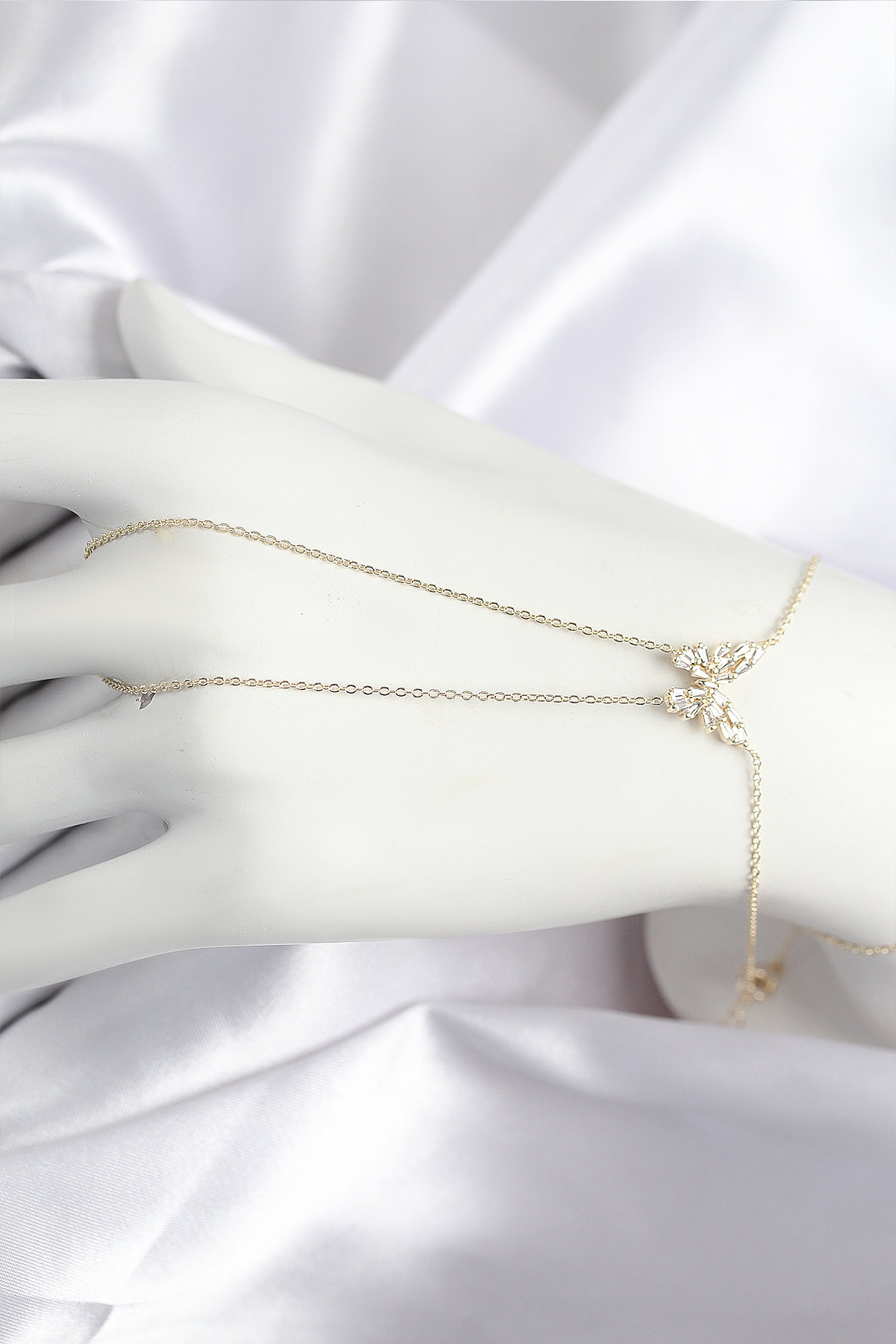 Pirinç Zirkon Taşlı Kelebek Model Gold Renk Şahmeran SN717