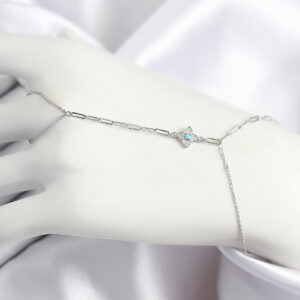 Pirinç Zirkon Taşlı Mavi Boncuklu Yonca Model Gümüş Renk Şahmeran SN720