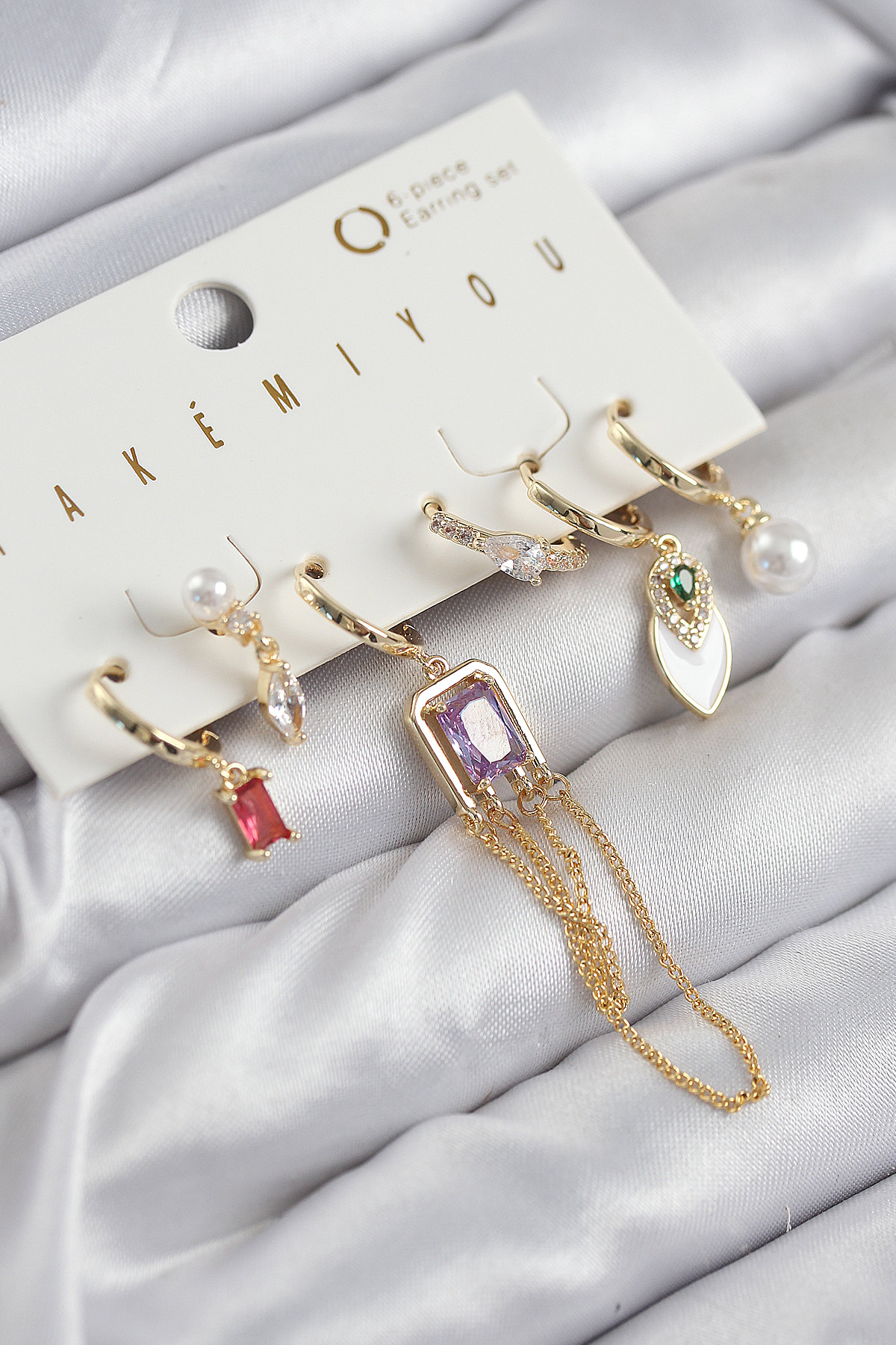 Pirinç Zirkon Taşlı Sallantılı Ve İncili Gold Renk 6'lı Küpe Set BKP11204