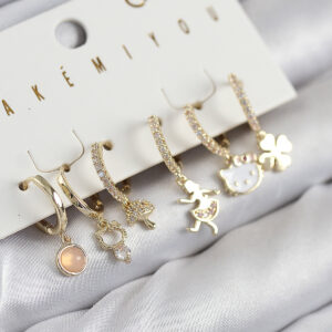 Pirinç Zirkon Taşlı Hello Kity Ve Yonca Model Gold Renk 6'lı Küpe Set BKP11206