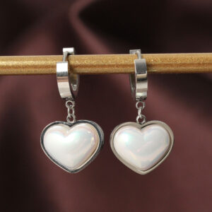 316L Çelik Gümüş Renk Beyaz Bombeli Kalp Küpe BKP6316