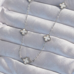 316L Çelik Gümüş Renk Minimal Beyaz Sedefli Yonca Kolye BKO9001