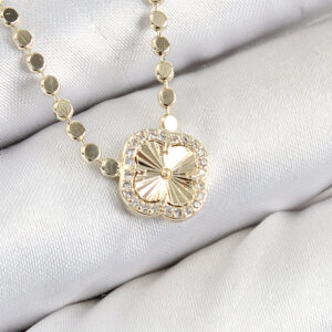 Pirinç Zirkon Taşlı Yonca Model Ezme Zincir Gold Renk Kadın Kolye BKO10392