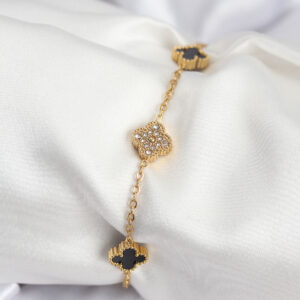 316L Çelik Gold Renk Siyah ve Zirkon Taşlı Baby Boy Yonca Kadın Bileklik BB7953