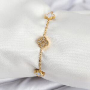 316L Çelik Gold Renk Beyaz ve Zirkon Taşlı Baby Boy Yonca Kadın Bileklik BB7955