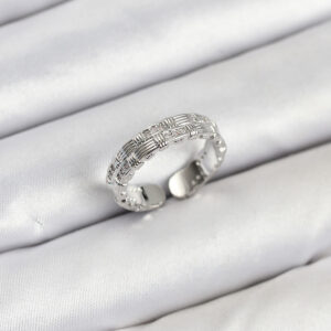 Pirinç Gümüş Renk Zirkon Taşlı Sırım Kadın Yüzük BYK3847