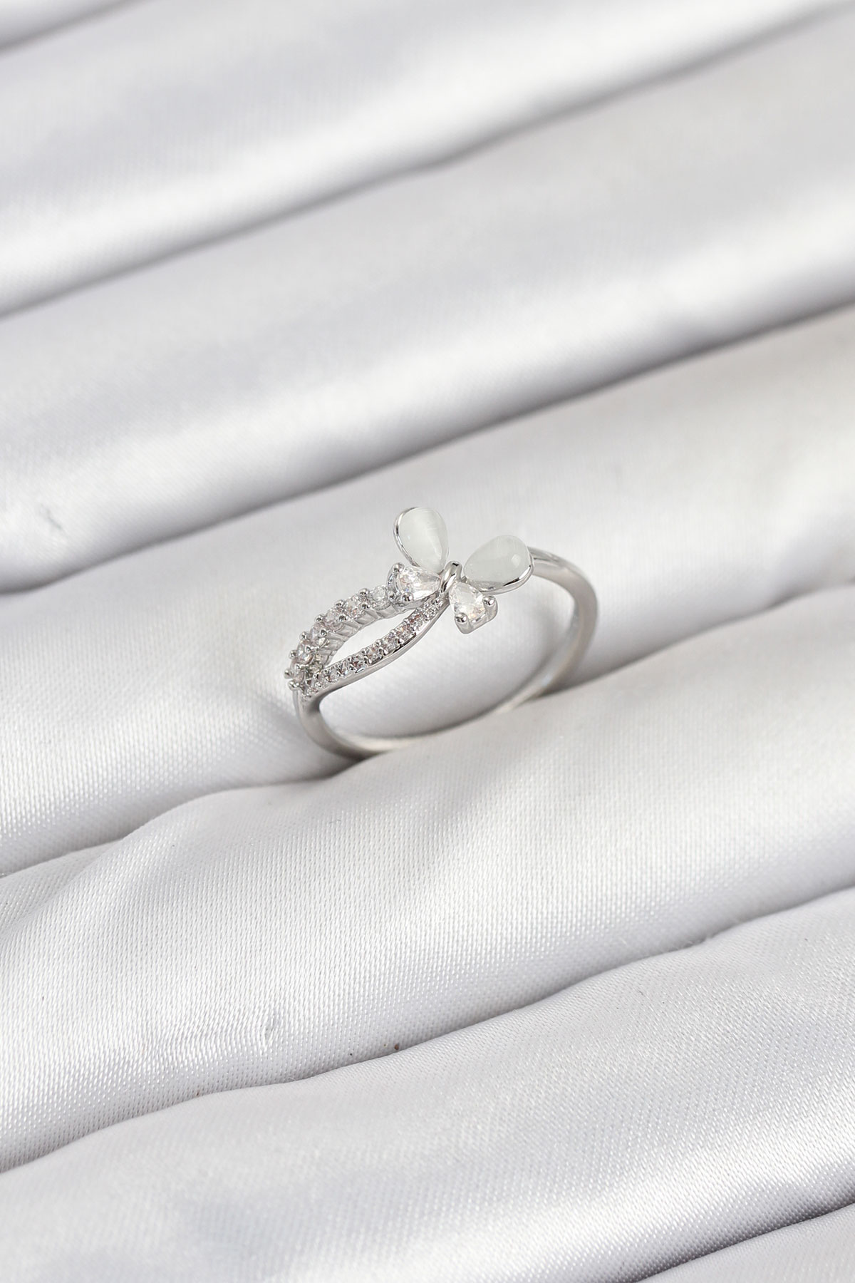 Pirinç Gümüş Renk Kelebek Zirkon Taşlı Kadın Yüzük BYK3855