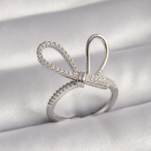 Pirinç Gümüş Renk Zirkon Taşlı Düğüm Model Kadın Yüzük BYK3086