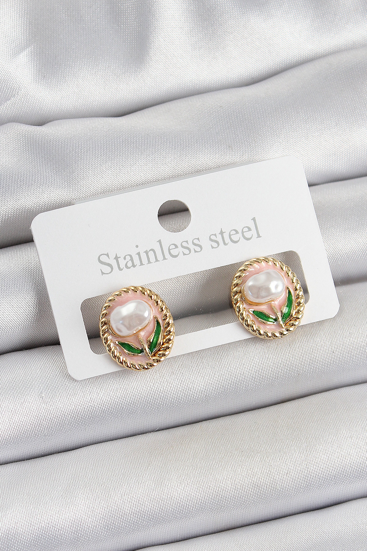 Pirinç Pembe Mineli Lale Figürlü Sanatsal Portre Model Gold Renk Kadın Küpe BKP10672