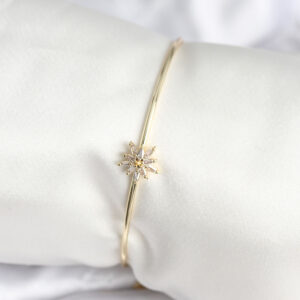 Yıldız Figürlü Gold Renk Pirinç Kadın Bileklik BB8003