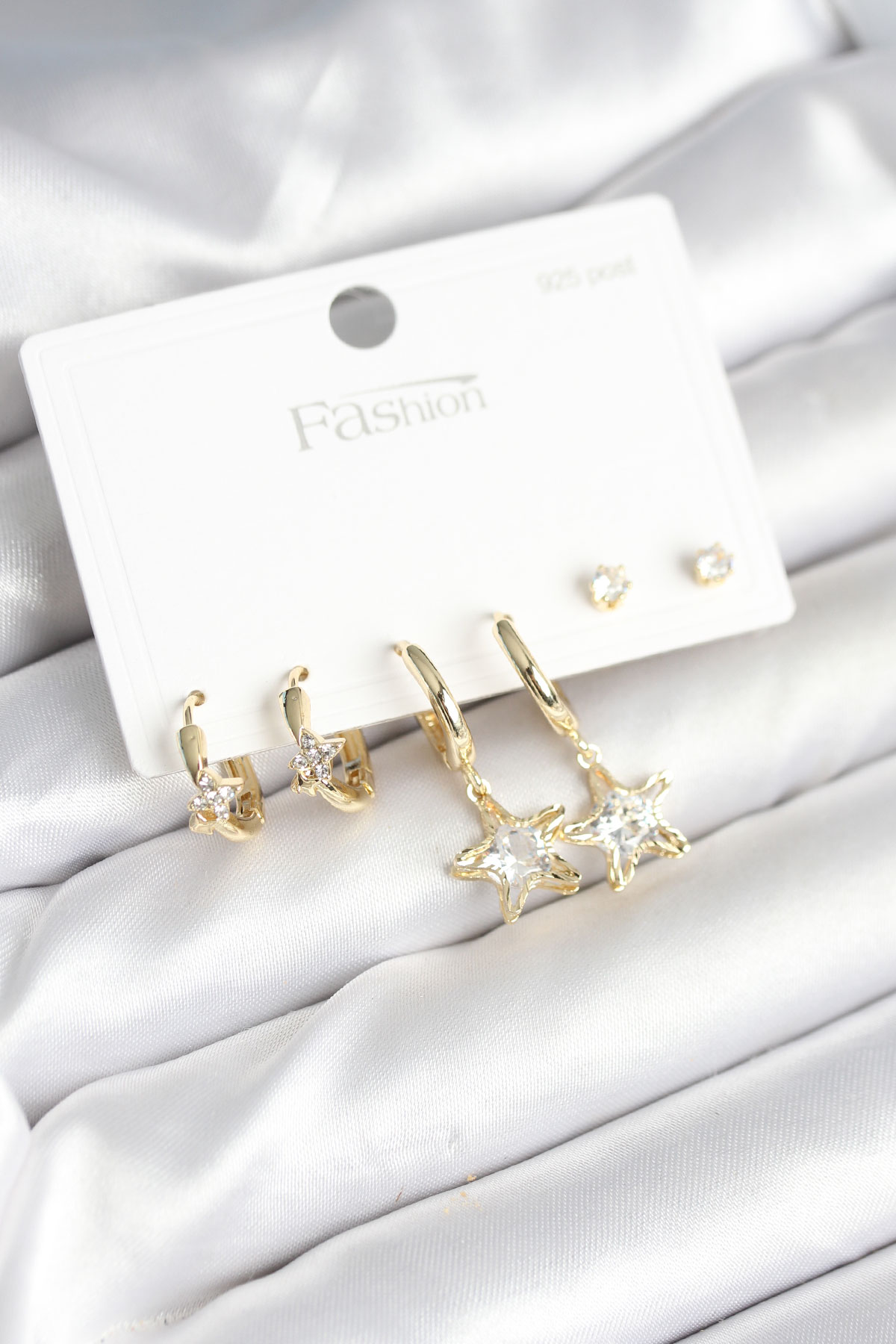 Pirinç Gold Renk Yıldız Model 925 Gümüş Çivili Kadın Küpe Seti BKP11256