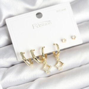 Pirinç Gold Renk 925 Ayar Gümüş Çivili Kadın Küpe Seti BKP11260