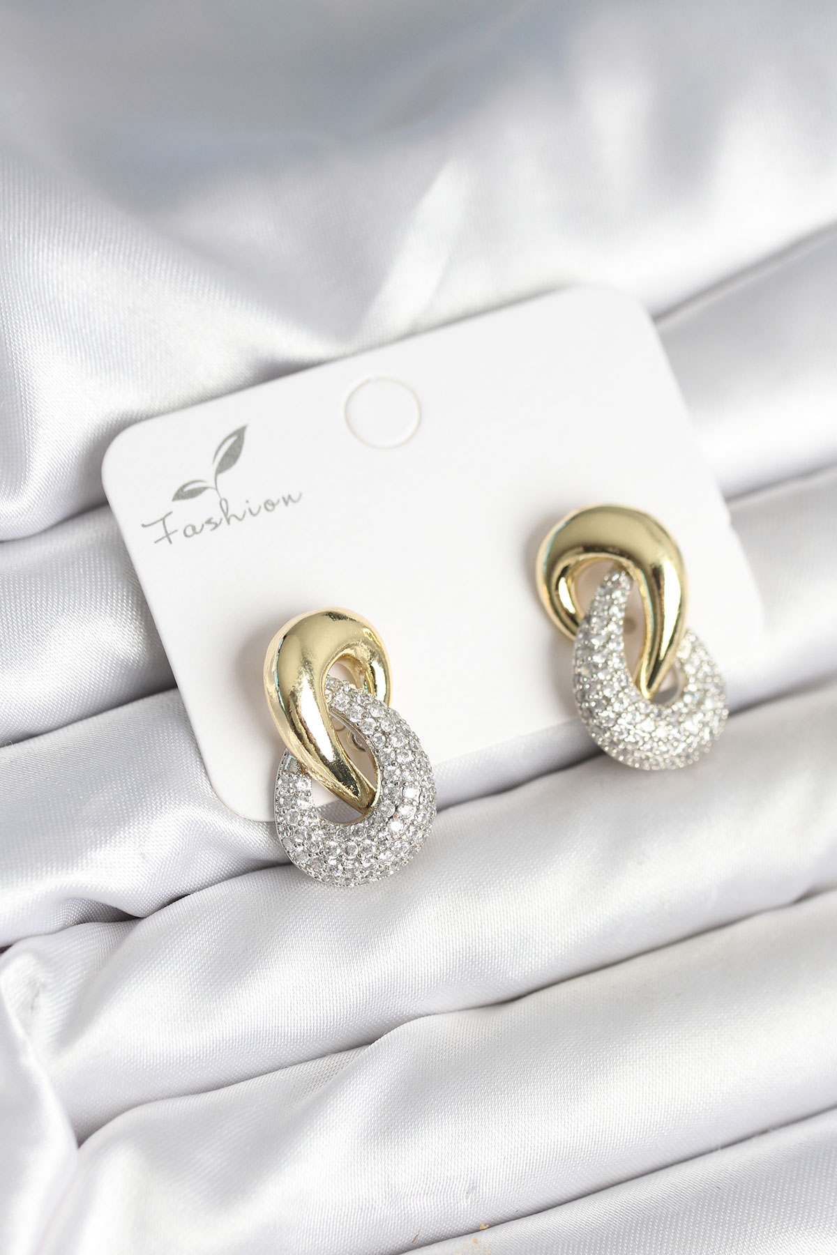 Sarmal Model Gold Gümüş Renk Pirinç Kadın Küpe BKP11287