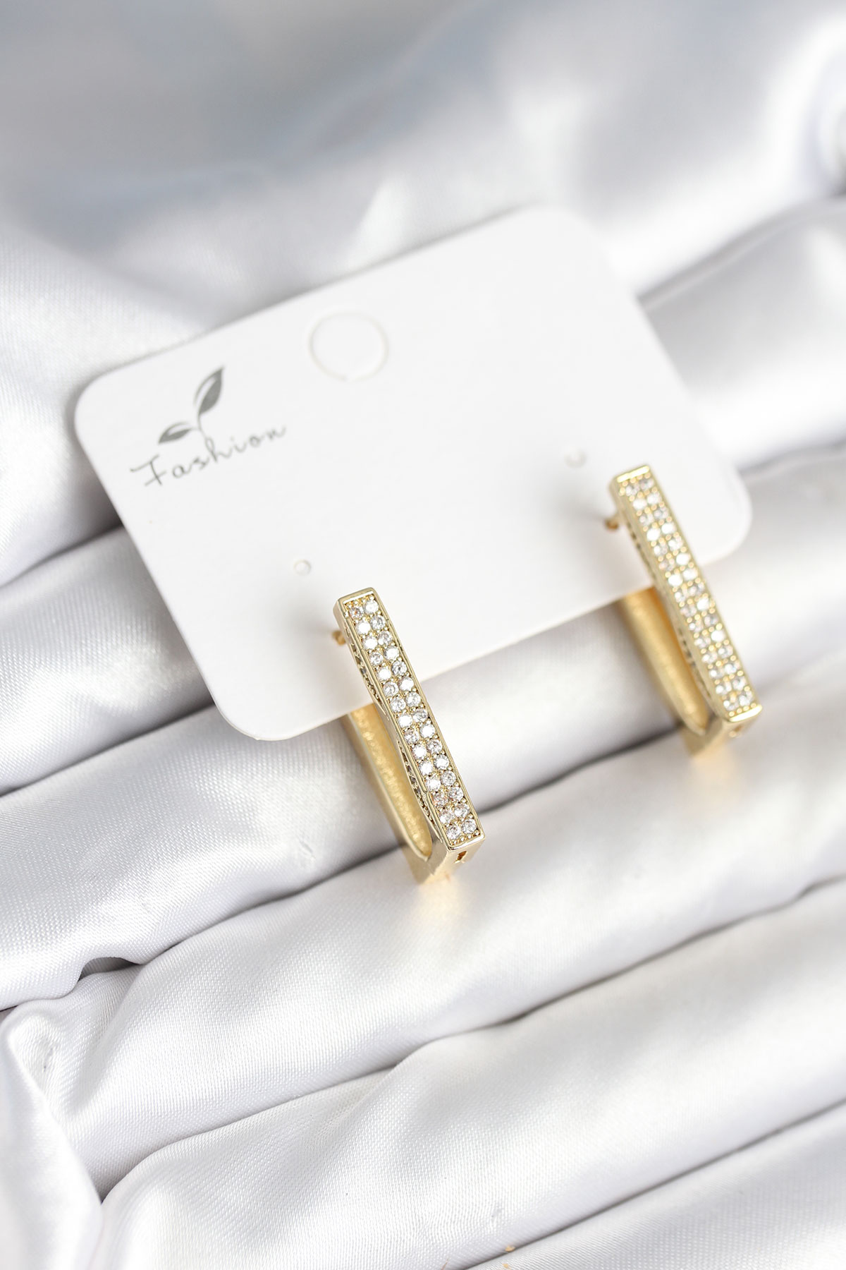 Kare Zirkon Taşlı Kadın Küpe BKP11300