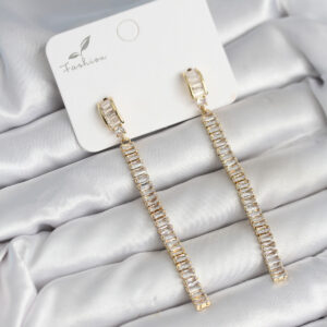 Su Yolu Baget Pirinç Kadın Küpe BKP11301