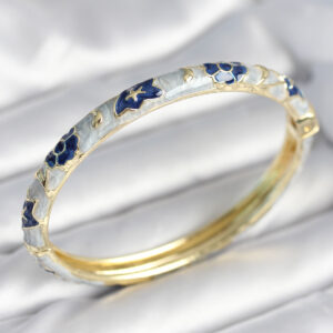 Mavi Renk Detaylı Mineli Kelepçe BB8010