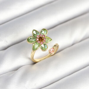 Çiçek Model Yeşil Pirinç Gold Renk Yüzük BYK3901