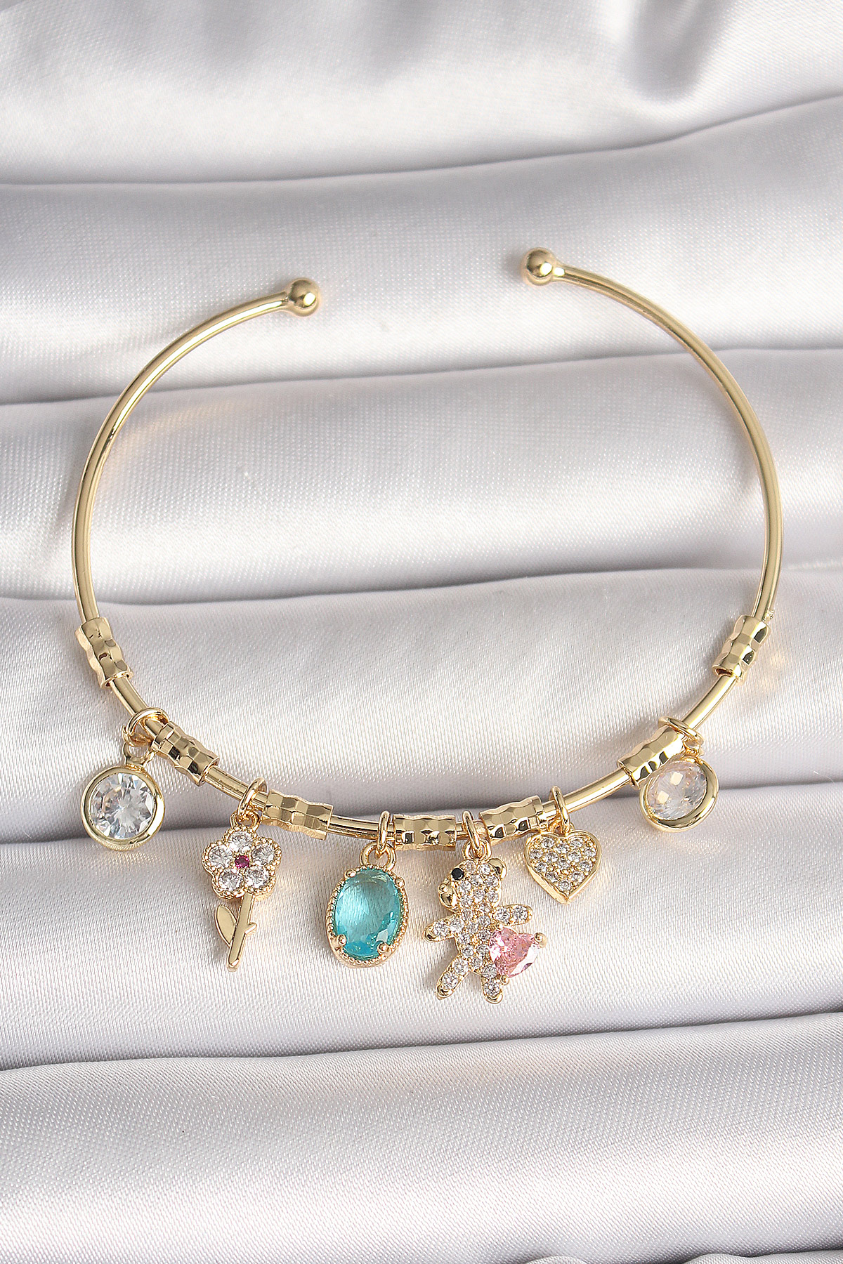 Pirinç Gold Renk Sallantı Zirkon Taşlı AYıcık Figür Kalp Detay Charm Kadın Bileklik BB6894