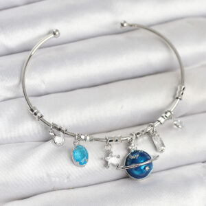 Gezegen Charmlı Gümüş Renk Pirinç Kadın Bileklik BB8048