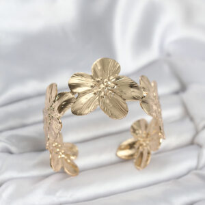 Çiçek Model Pirinç Levha Kadın Bileklik BB8051