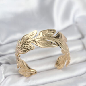 Gold Renk Pirinç Levha Yaprak Model Kadın Bileklik BB8052