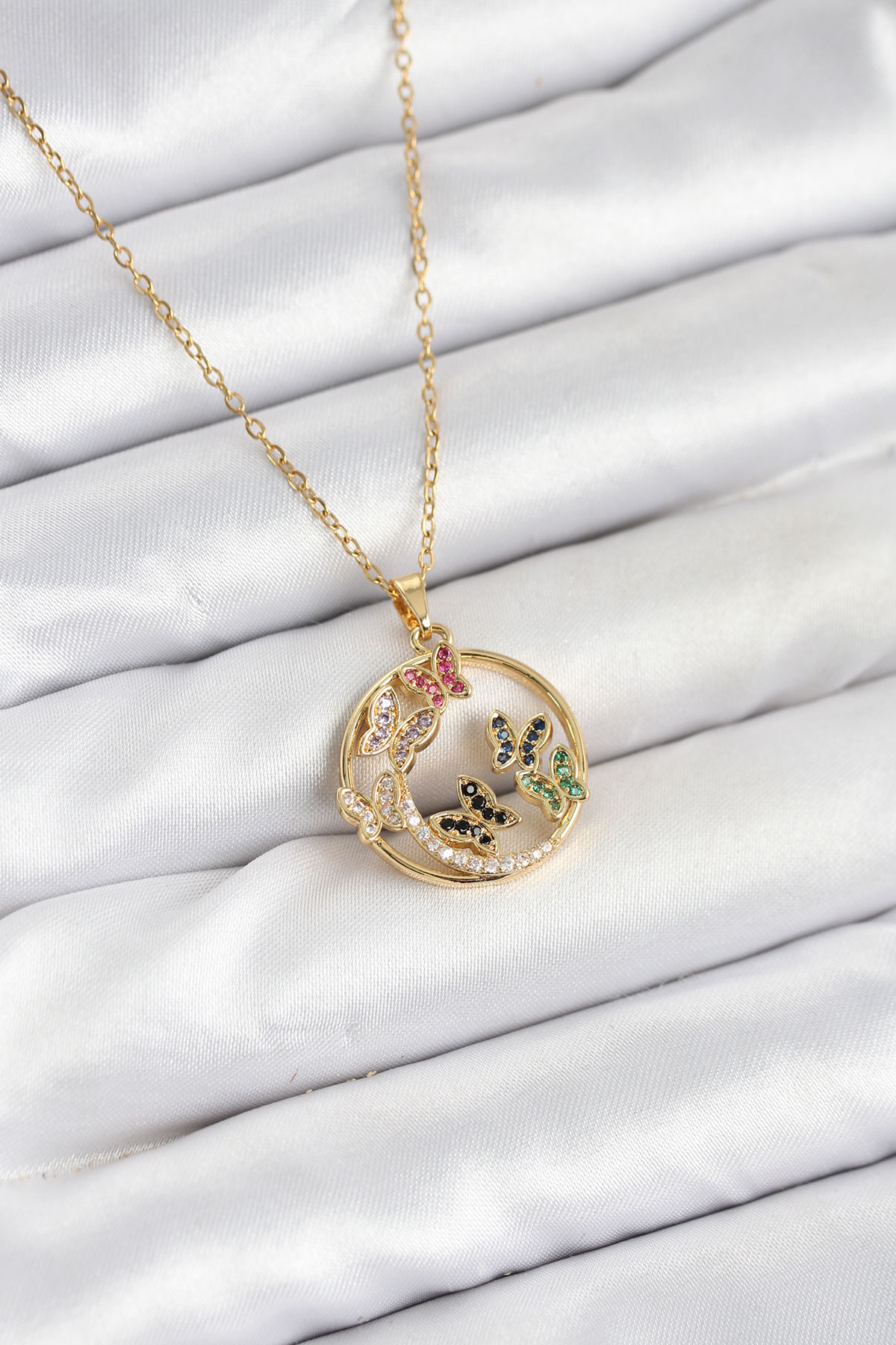 316L Çelik Zincir Gold Renk Zirkon Taşlı Kelebekli Kadın Kolye BKO10609