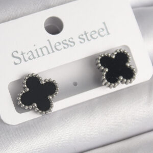316L Çelik Gümüş Renk Siyah Yonca Model Kadın Küpe BKP10201